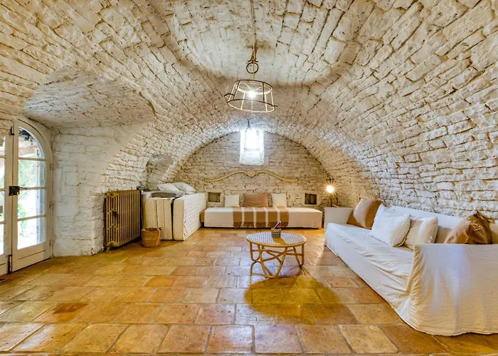 La Cour Des Anges * Saint-Martin-de-Londres